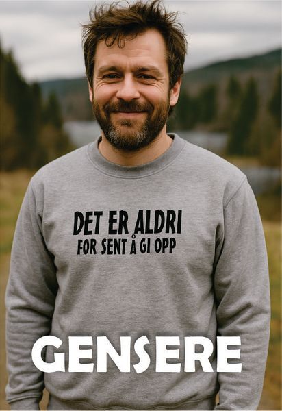 Hos ikkeverst.no finner du collegegensere med stilige & tøffe trykk. Denne tidløse modellen er varm & komfortabel. Vi har et stort utvalg av design i butikken, så her er det lett å finne sin stil. Denne klassikeren kan også fås i ekstra store størrelser. 